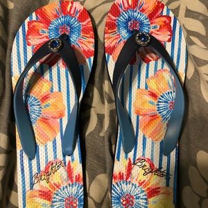 size 9 Brighton flip flops.